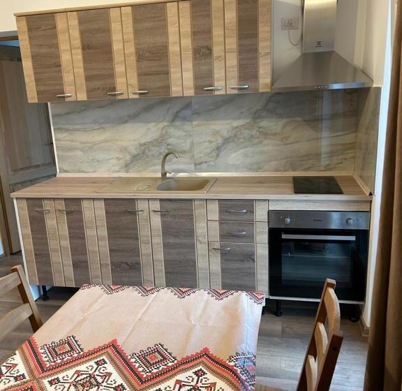 Апартаменты 1 Спальня с Балконом, Giulia Home
