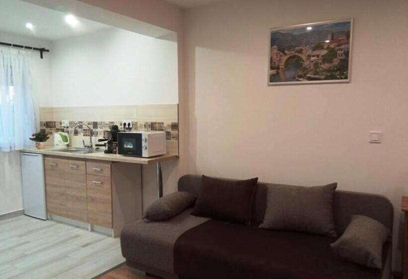 شقة غرفة واحدة, érdi Muskátlis Vendégház