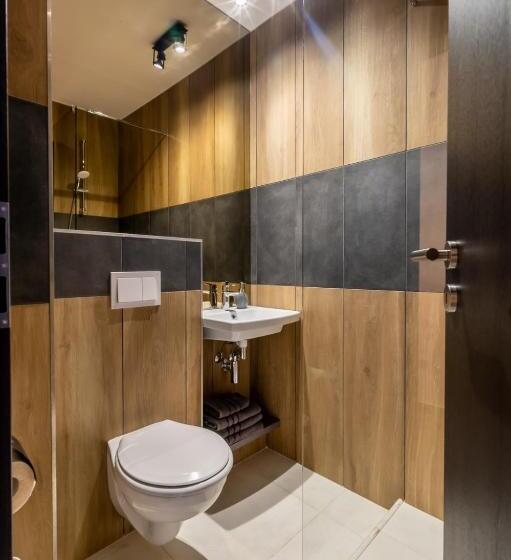 标准间带阳台, Urbio Private Suites