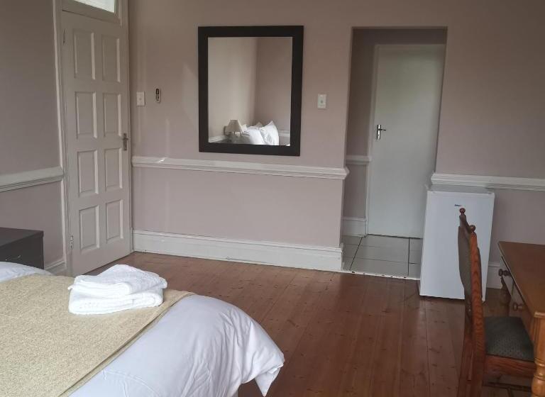 带大床的标准间, Esperamos