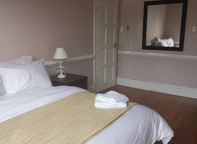 带大床的标准间, Esperamos