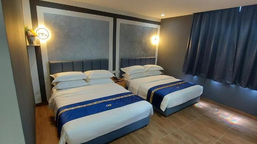 Номер Deluxe, Good 9 Hotel   Cahaya Kota Puteri