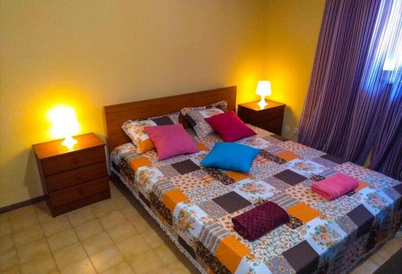 اتاق استاندارد سه نفره, Friends In Braga   Charming Bedrooms In The Historic Center