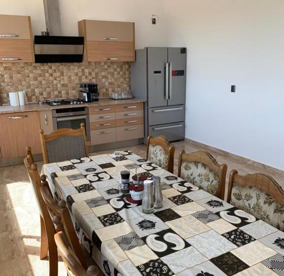 Номер Deluxe Кровать Кинг, Niko’s House