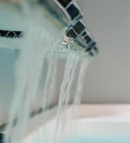 ハイドロマッサージバス付きスイート, Anagenessis Resort