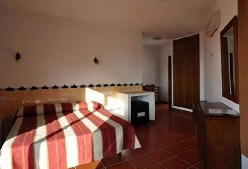 اتاق استاندارد با تراس و چشم‌انداز دریا, Hostal El Dorado