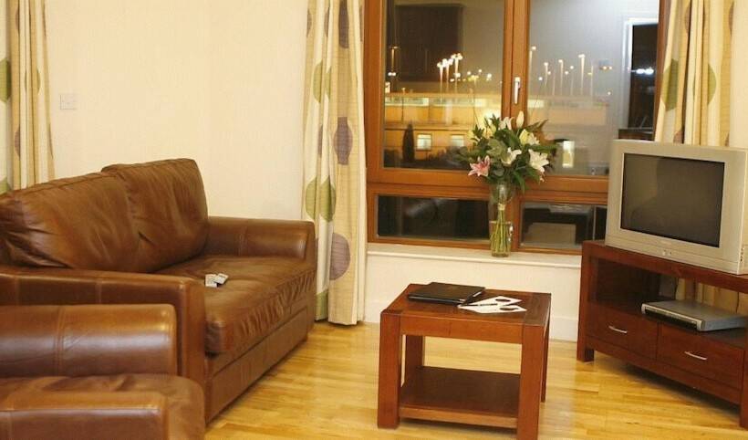 דירת דלוקס 2 חדרי שינה, Annebrook House