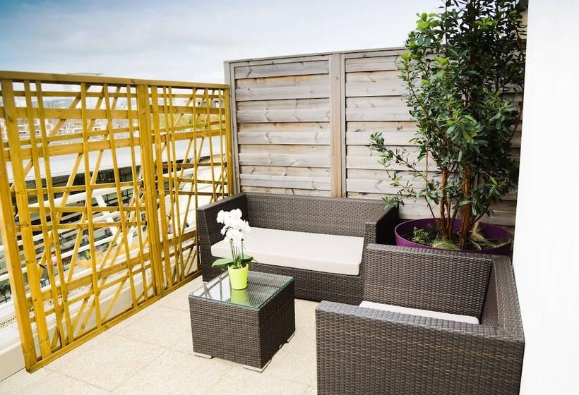 غرفة سوبيريور مزوَّدة بتراس, Courtyard By Marriott Paris Arcueil