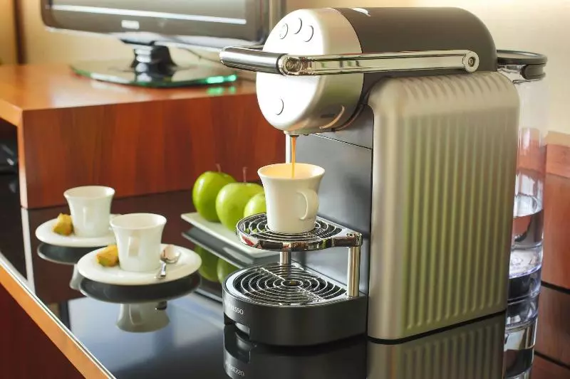 キングサイズベッドのスーペリアルーム, Courtyard By Marriott Paris Arcueil