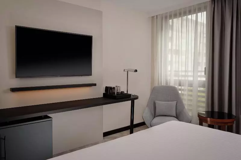 デラックスルーム, Courtyard By Marriott Paris Arcueil