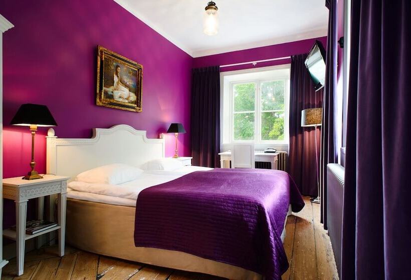 غرفة قياسية, Hellstens Malmgård