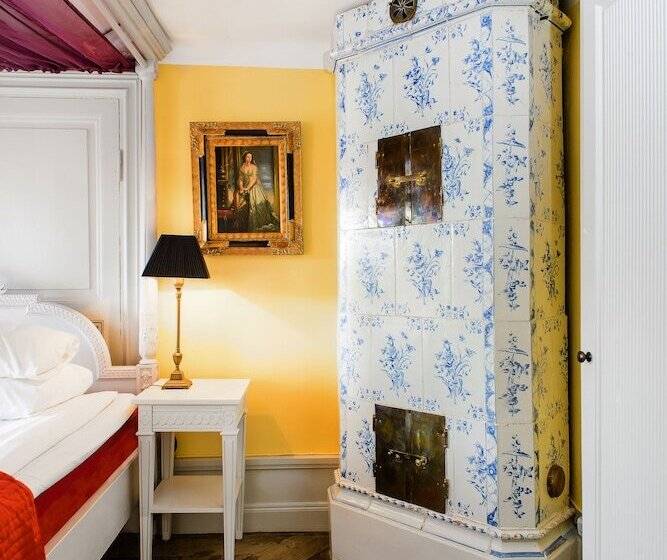 غرفة سوبيريور, Hellstens Malmgård