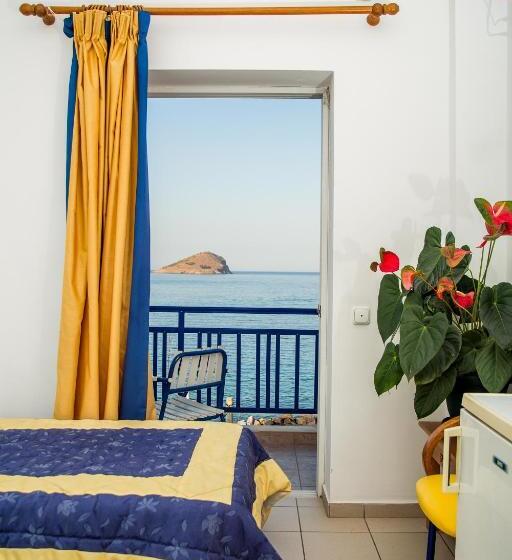 חדר סטנדרט נוף לים, Kiani Akti