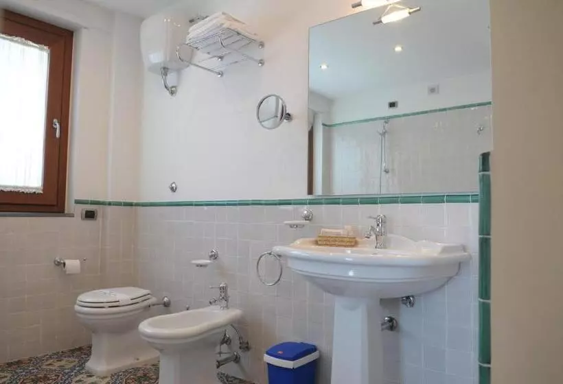 اتاق سوپریور با چشم‌انداز دریا, Villa Poseidon & Events