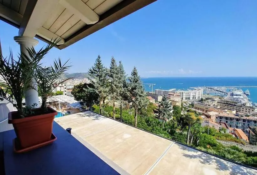 سوییت, Villa Poseidon & Events
