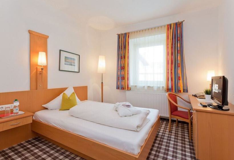 غرفة قياسية فردية, Zum Mohren