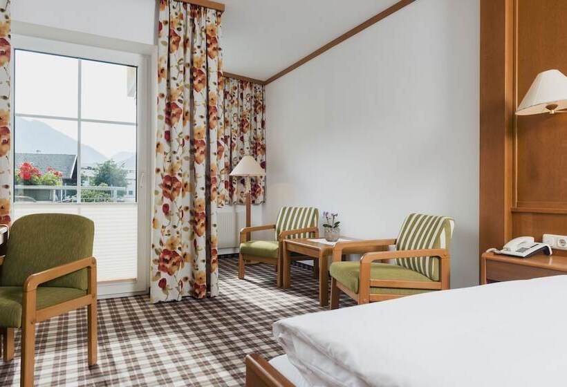 غرفة سوبيريور مزودة بشرفة, Zum Mohren