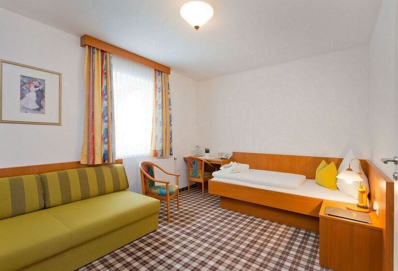 غرفة سوبيريور ثلاثية, Zum Mohren