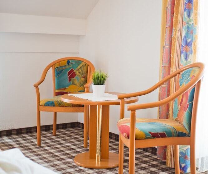 חדר סטנדרט עם מרפסת, Zum Mohren