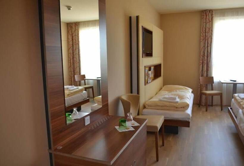 اتاق استاندارد یک نفره, Jufa Hotel Wien City