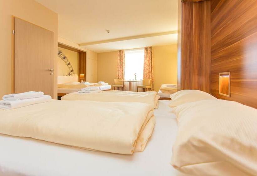 اتاق استاندارد سه نفره, Jufa Hotel Wien City