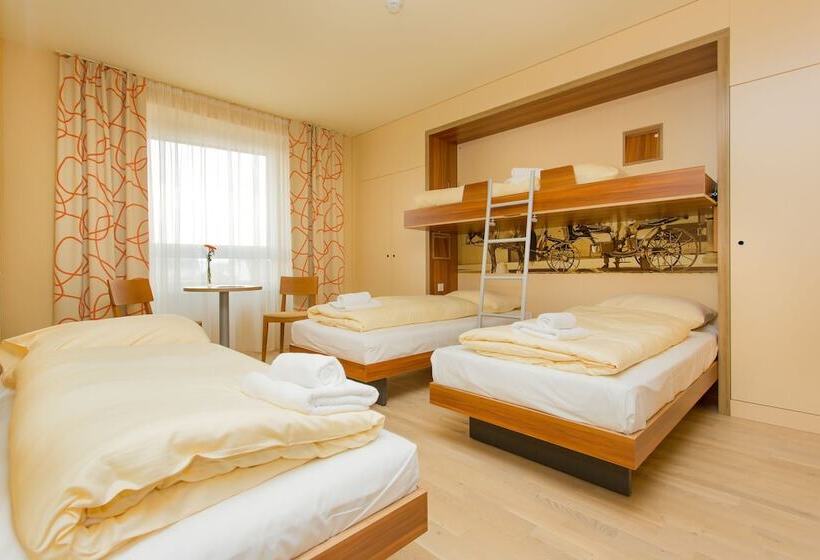 4인용 스탠다드 룸, Jufa Hotel Wien City