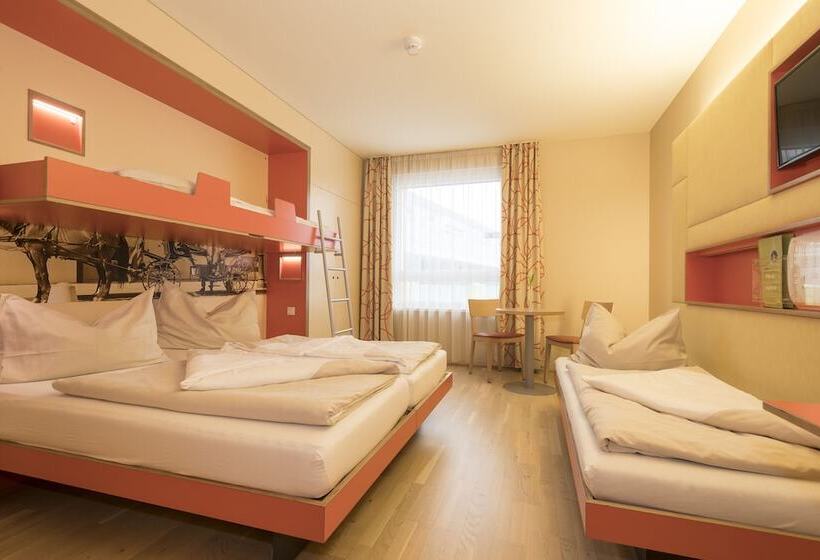 اتاق استاندارد چهار تخته, Jufa Hotel Wien City