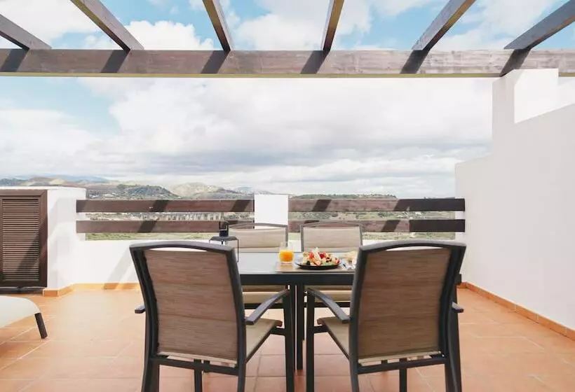آپارتمان 2 خوابه, Ona Valle Romano Golf & Resort