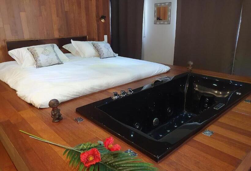 Стандартный Номер Кровать Кинг, Au Secret Des Brégines