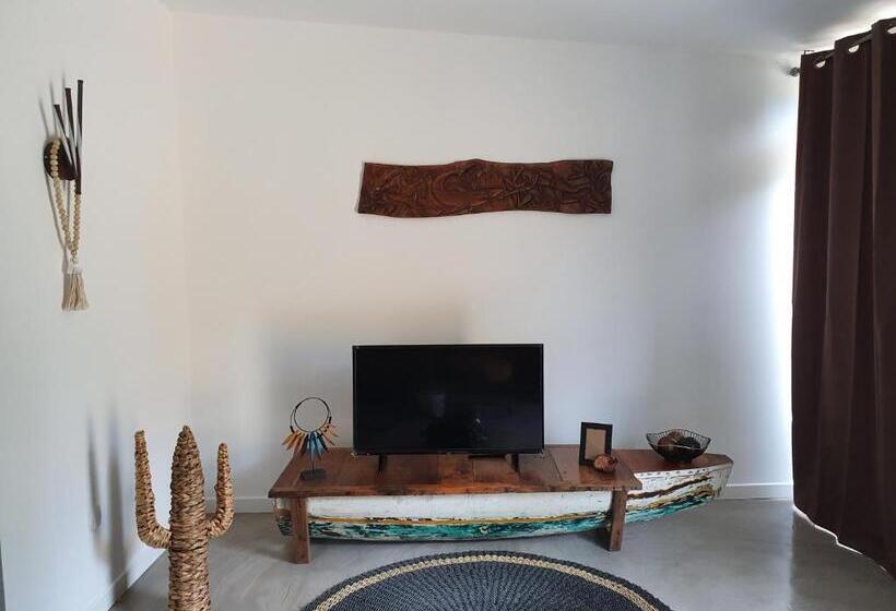 Стандартный Номер Кровать Кинг, Au Secret Des Brégines