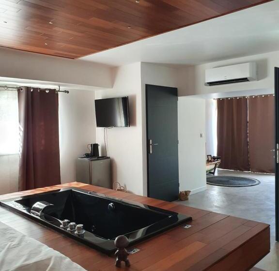 Стандартный Номер Кровать Кинг, Au Secret Des Brégines