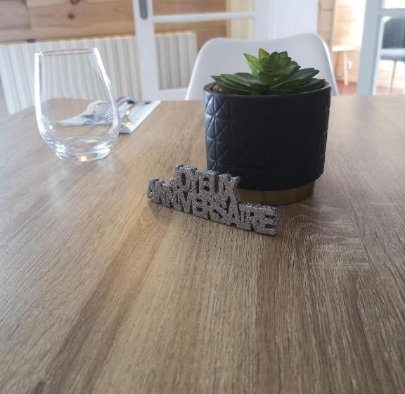 Номер Deluxe Кровать Кинг, L Imprévu