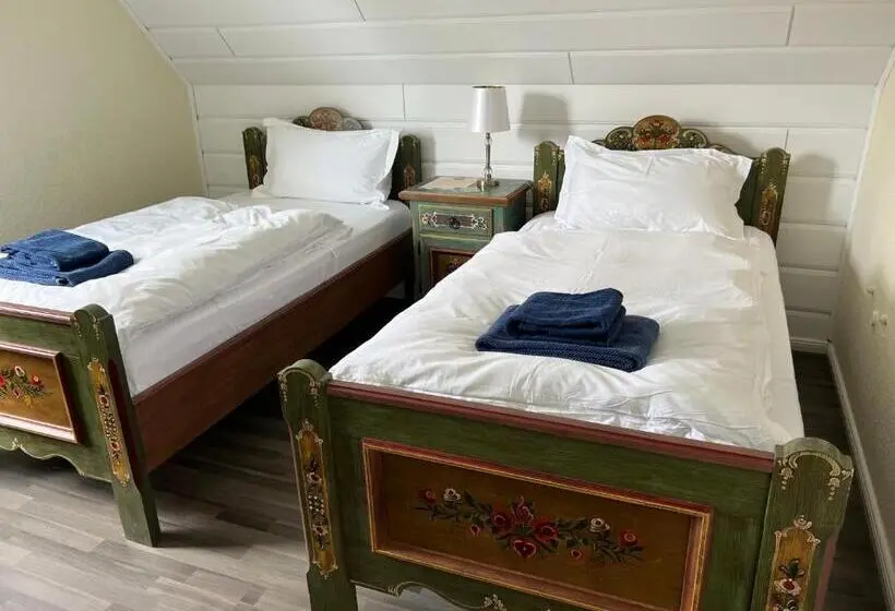 １ベッドルームペントハウスアパート, The Little Britain Inn Themed Hotel One Of A Kind In Europe