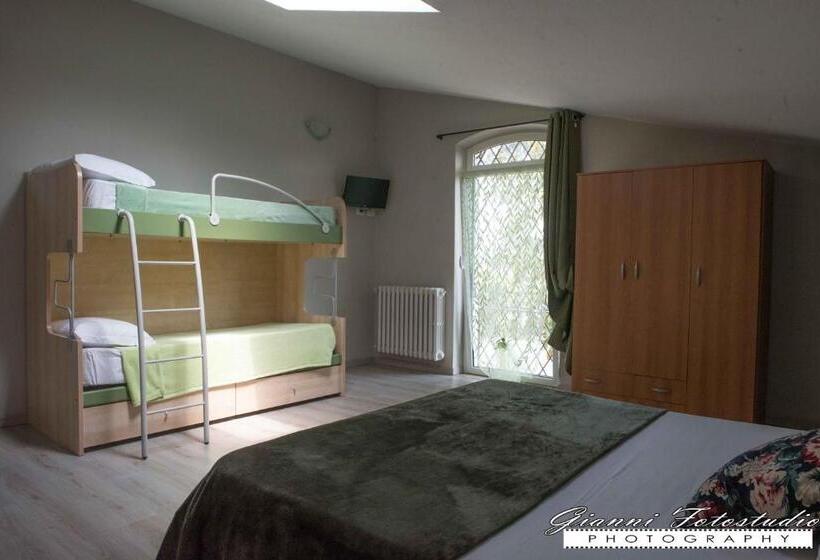 Семейный Номер Вид на Сад, B&b Barbettini