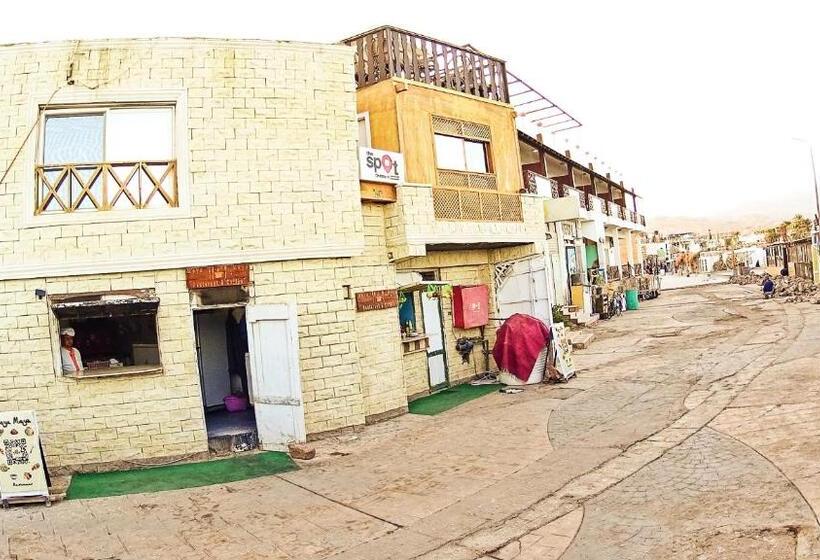 ویلای 1 خوابه با چشم‌انداز دریا, The Spot Villa