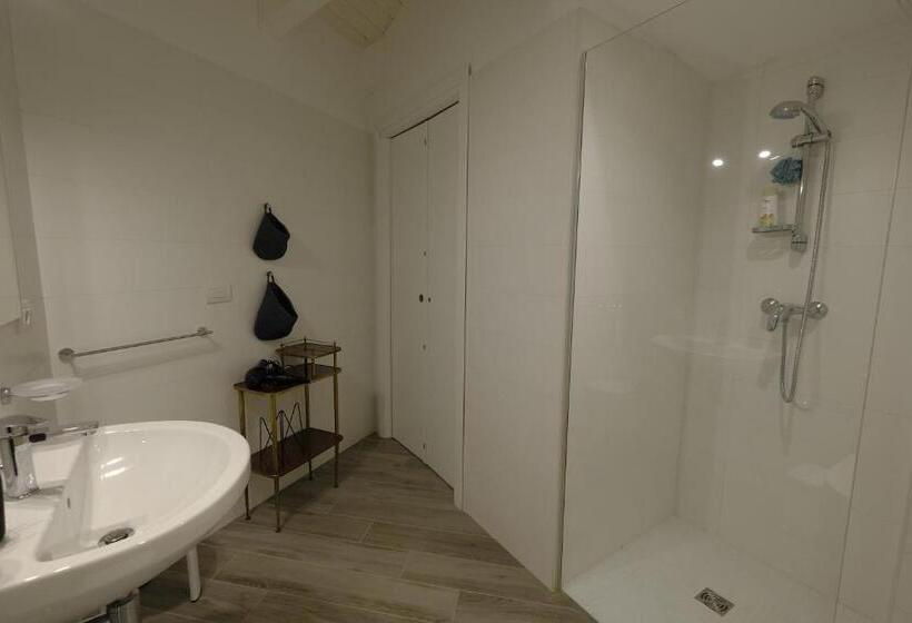 اتاق سوپریور, Cirasa Luxury Country House