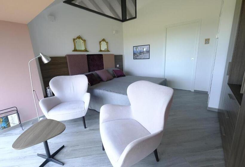 اتاق سوپریور, Cirasa Luxury Country House