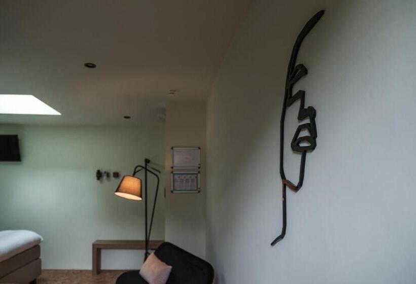 デラックスルーム, Bed & Breakfast Nummer5