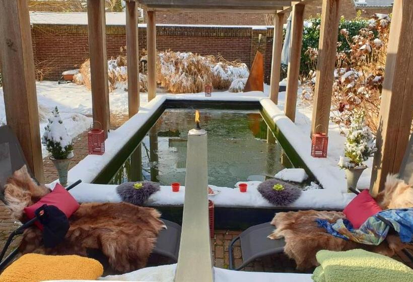 سوییت لوکس, Downtown Hideaway, B&b Grand Deluxe