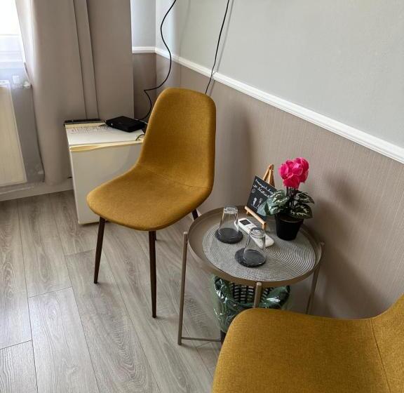 Deluxe Rum, Jager Guesthouse