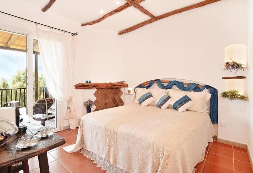 غرفة ديلوكس مطلّة علي البحر مزوَّدة بشُرفة, Karamare