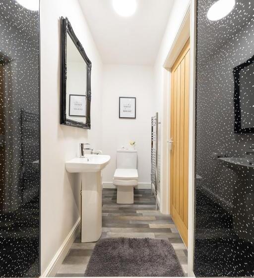 デラックスルーム, Megs Island Guest House