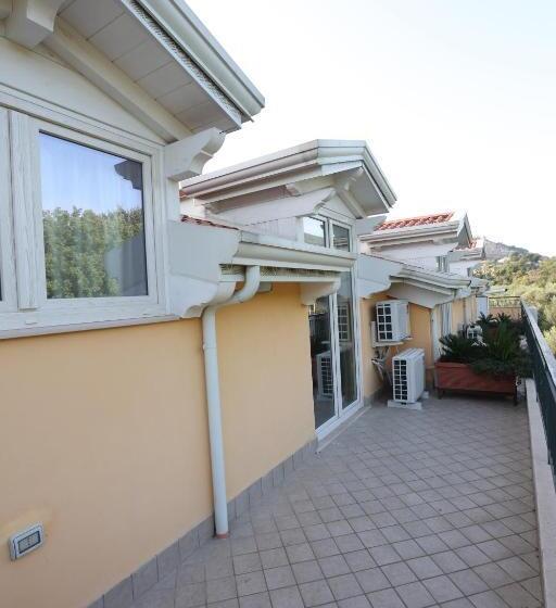 Chambre Triple Standard, B&b Oliveto