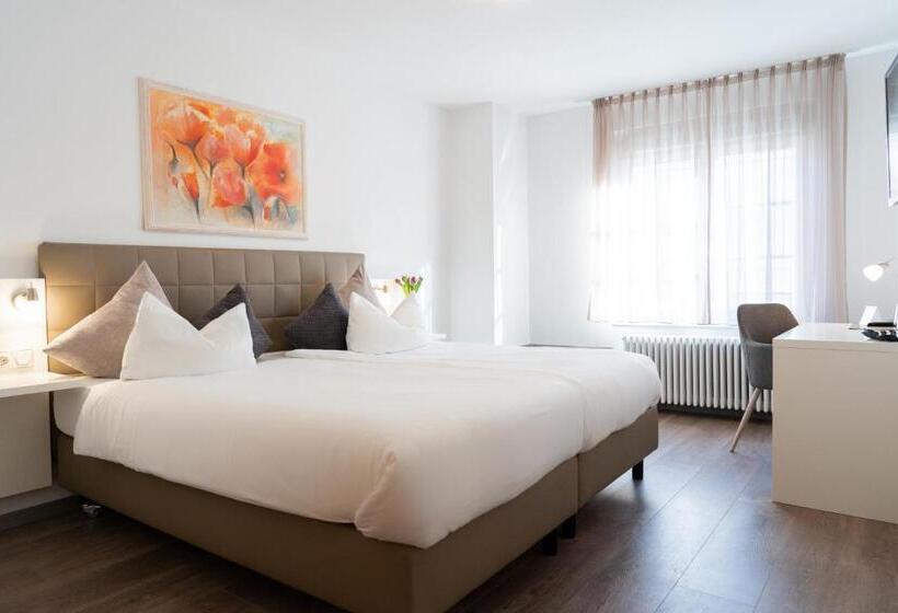 スタンダードルーム, La Fleur