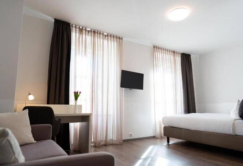 スタンダード４人部屋, La Fleur