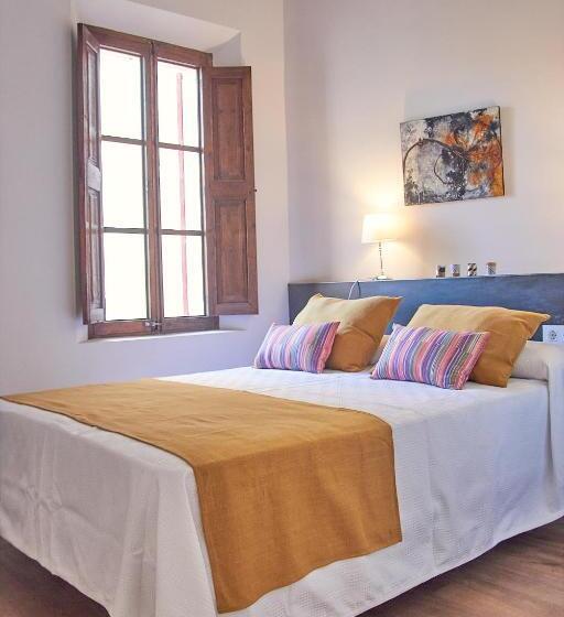 חדר יחיד בסיסי, Vila Alaró Ti