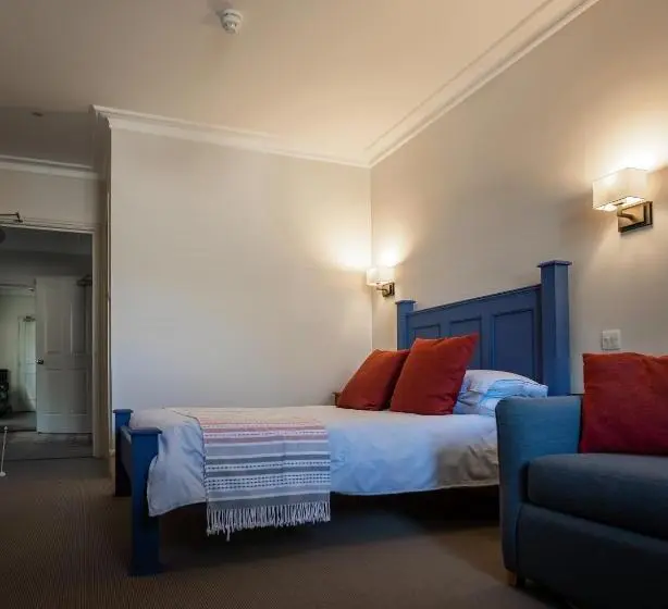 Family Room, Cranborne House