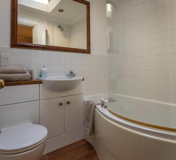 חדר סטנדרט, Cranborne House