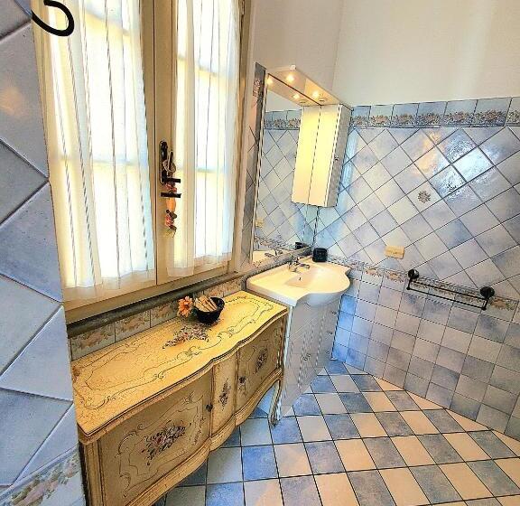 レイクビュースタンダードルーム, Antica Locanda La Tinara Del Belvedere   Romantic Dreams