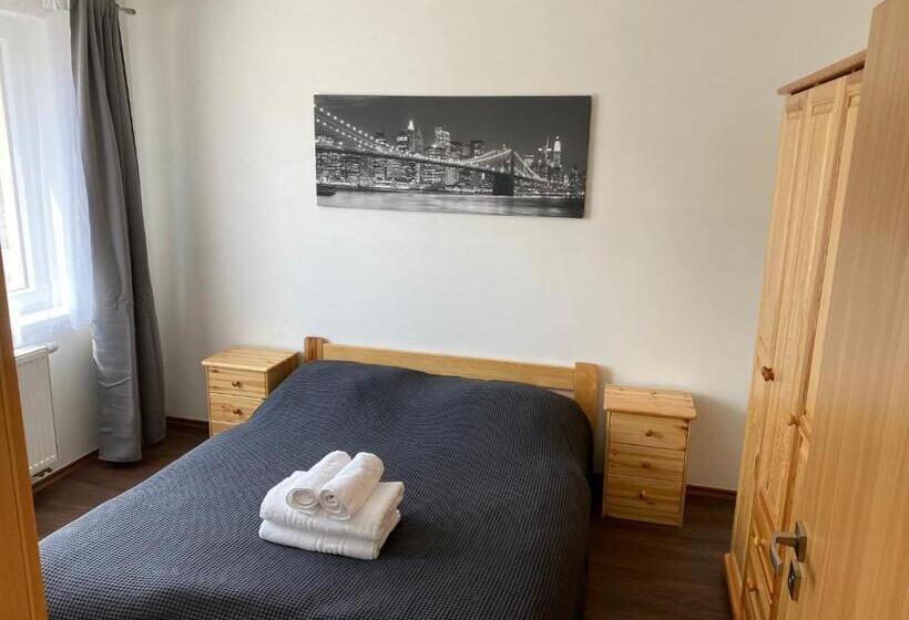 Апартаменты 1 Спальня, Apartmány Krupka